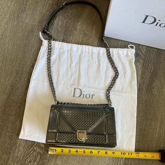 Dior Metallic Patent Micro-Cannage Diorama Bag Onyx Black - Picture 3 of 14